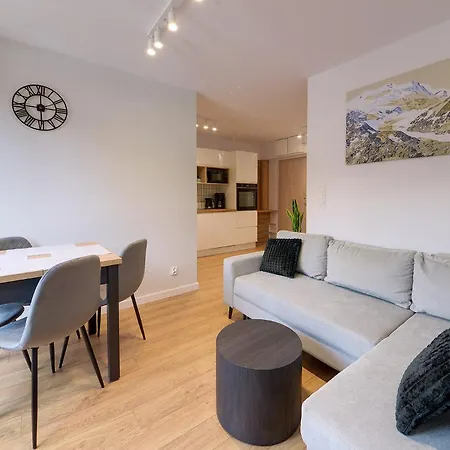 Rentplanet - Zeromskiego * 斯克拉斯卡波伦巴